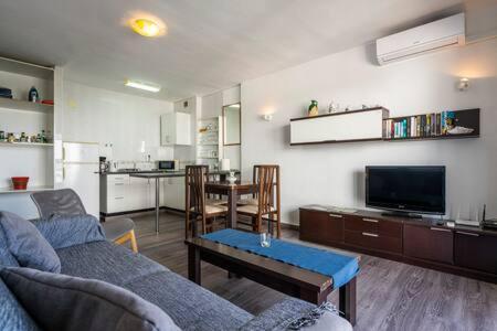 Torresol Apartment เนร์คา ภายนอก รูปภาพ