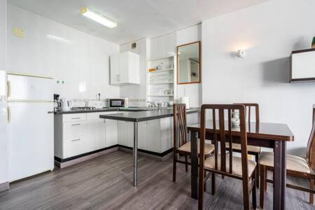 Torresol Apartment เนร์คา ภายนอก รูปภาพ